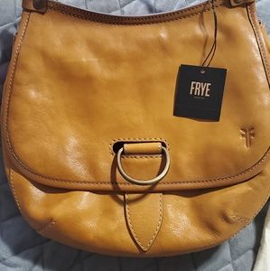 FRYE LUCY BRAND NEW "MUSTARD" LEATHER CROSSBODY